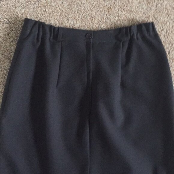 Liz Baker essentials pencil skirt - Picture 2 of 4